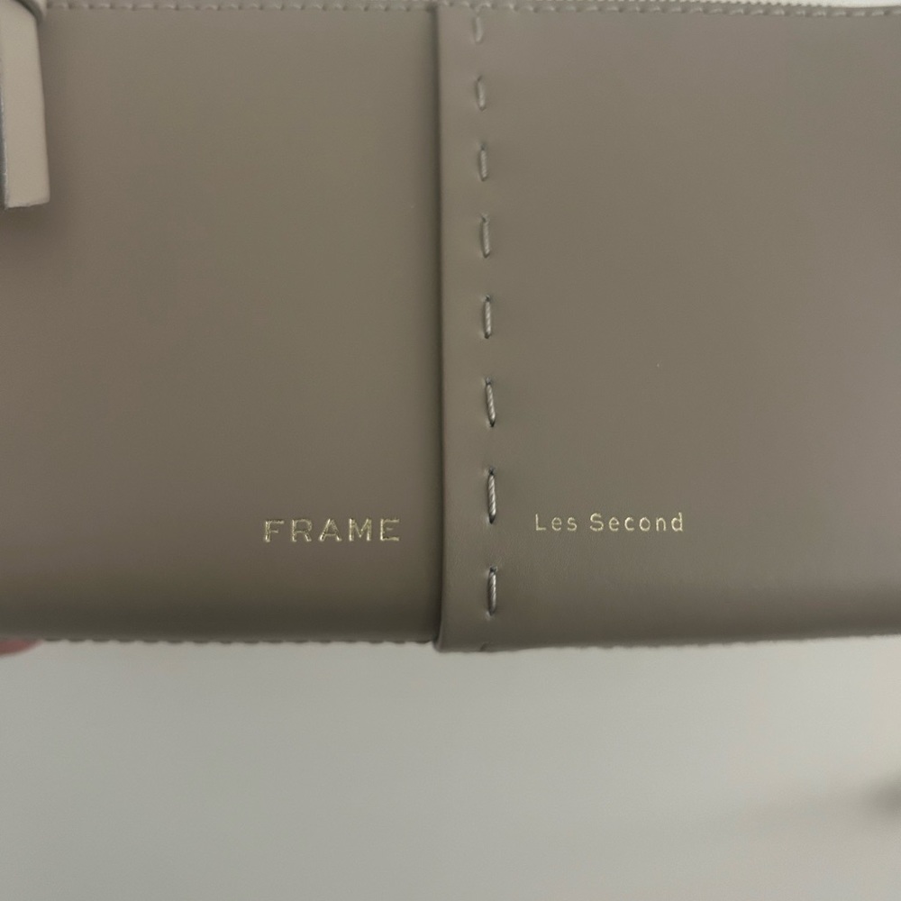 FRAME Les Second Leather Crossbody Wallet Small Bag Style